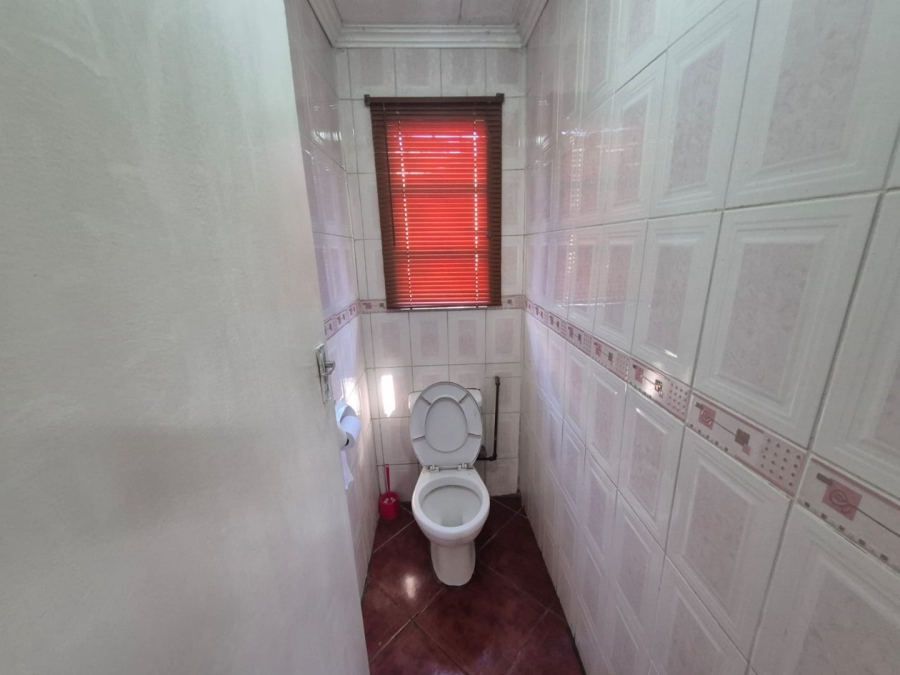 2 Bedroom Property for Sale in New Brighton Eastern Cape